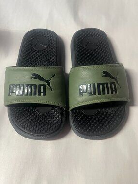 Puma Cool Cat 2.0 Kids Slides - Size 1 boys